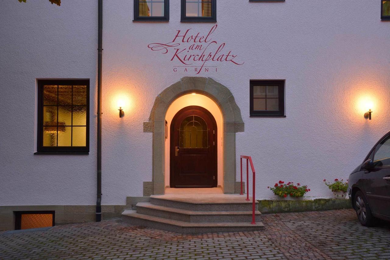 Hotel am Kirchplatz Sachsenheim Exterior foto